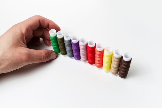 ruky pri výbere nite